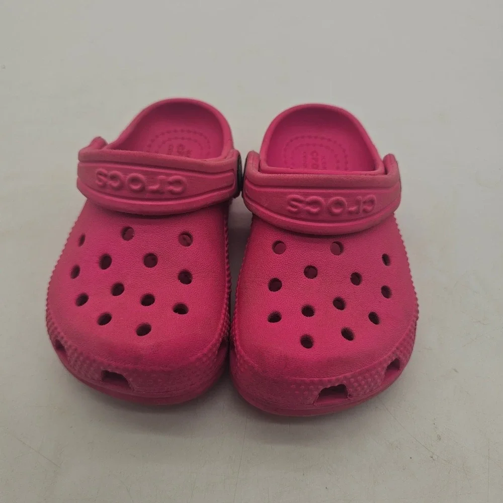 Crocs Classic Clogs Shoes Kids Size 7C Toddler Pink Sip On